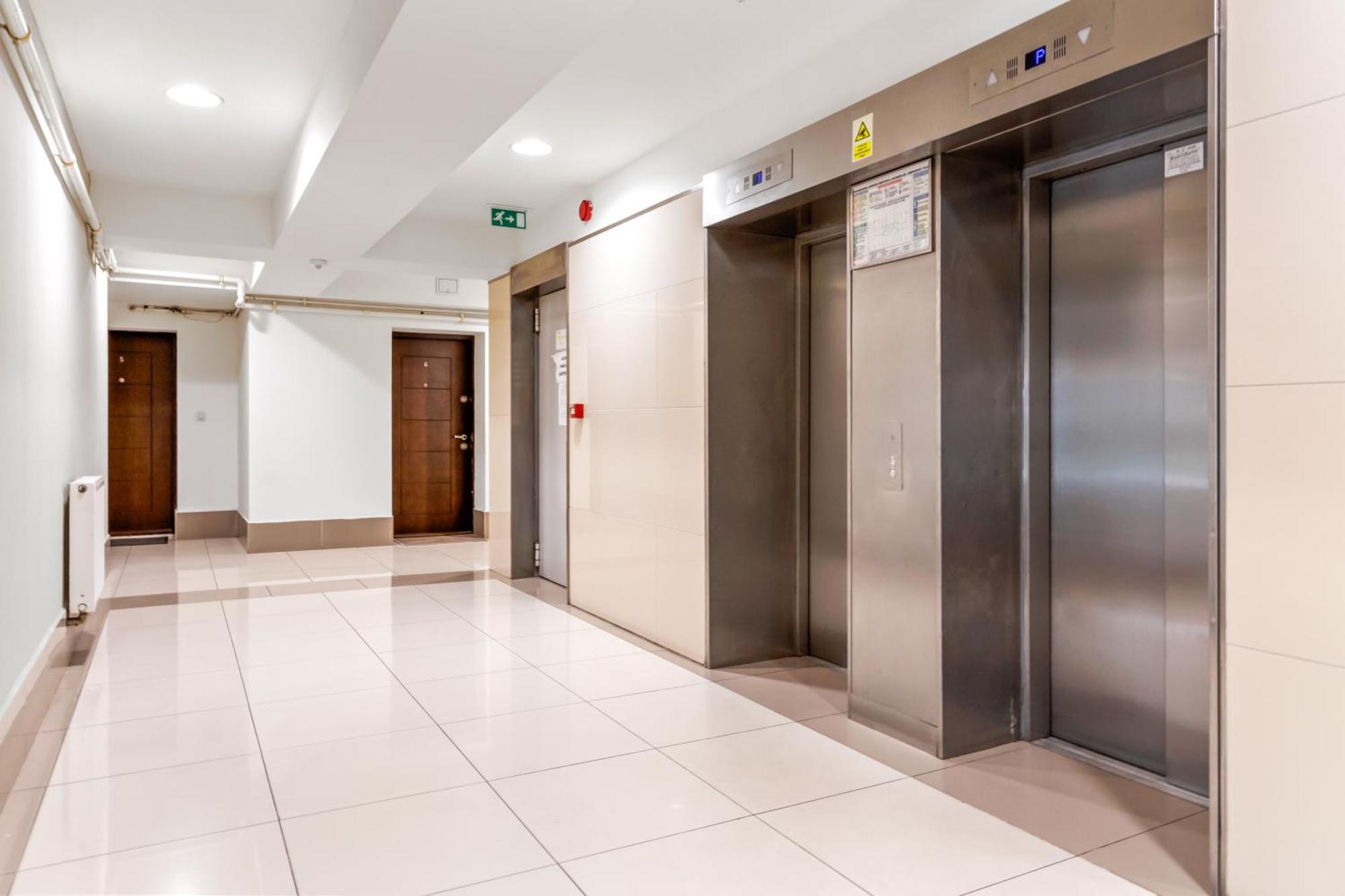 Central Deluxe By Rh Living بوخارست المظهر الخارجي الصورة
